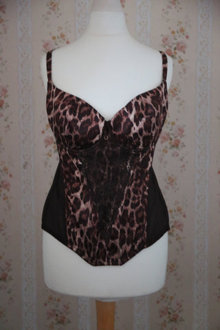 The darling leopard corset